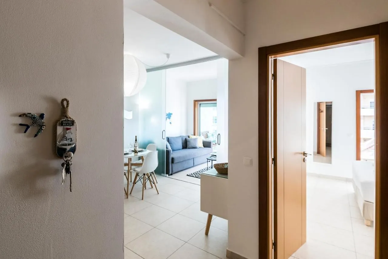 Algarve Beach Vibes Apartment, Wifi, Pool, Ac, Bbq Portimao Portugal