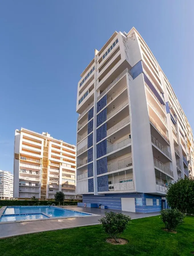 Algarve Beach Vibes Apartment, Wifi, Pool, Ac, Bbq Portimao